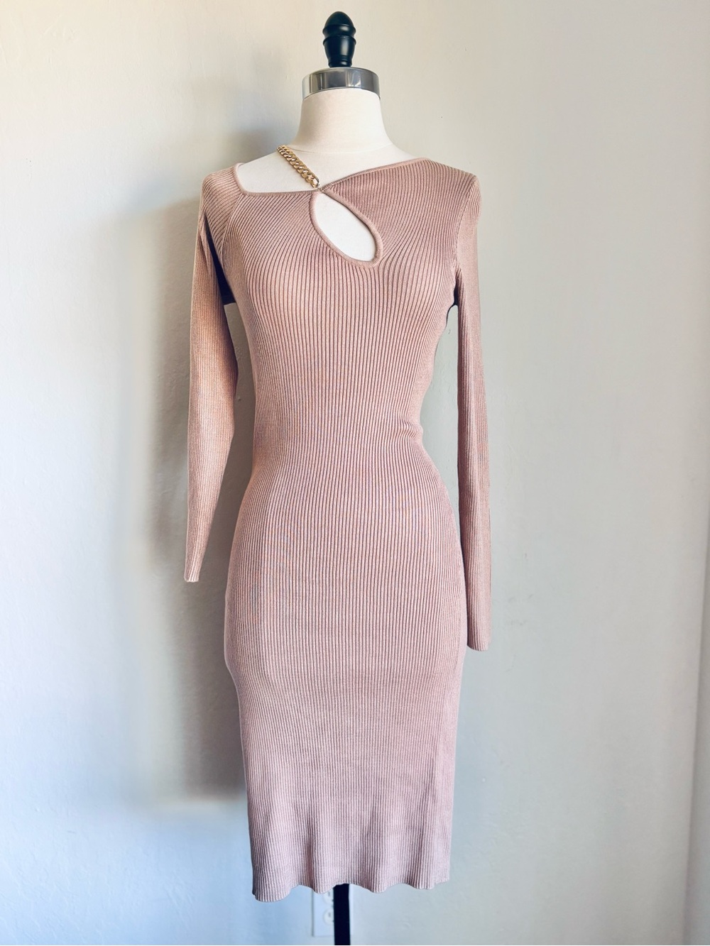 Olive & Oak Blush Ribbed Long Sleeve Cutout Bodycon Dress